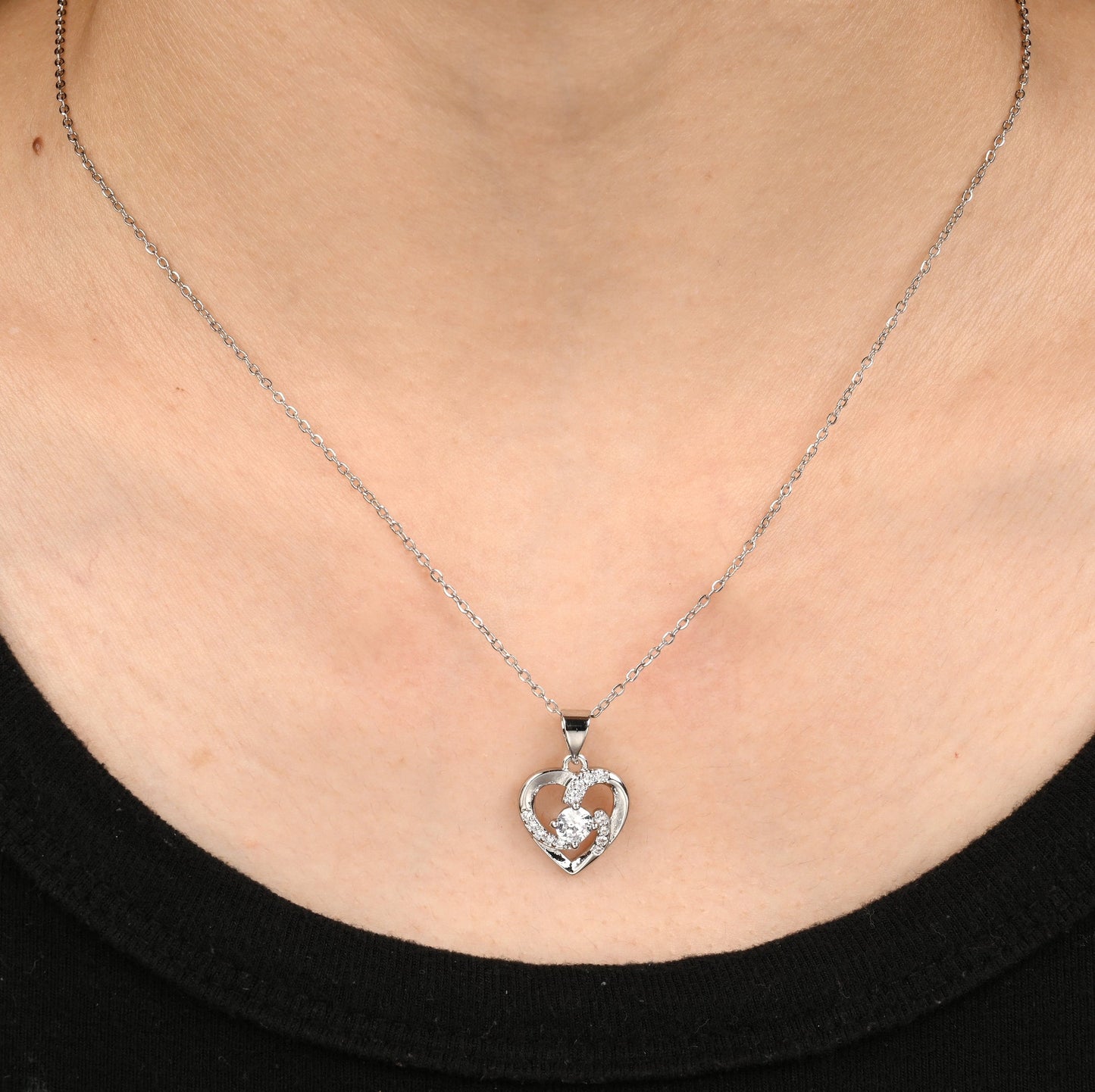 Sparkly Roses Mother's Day Necklace